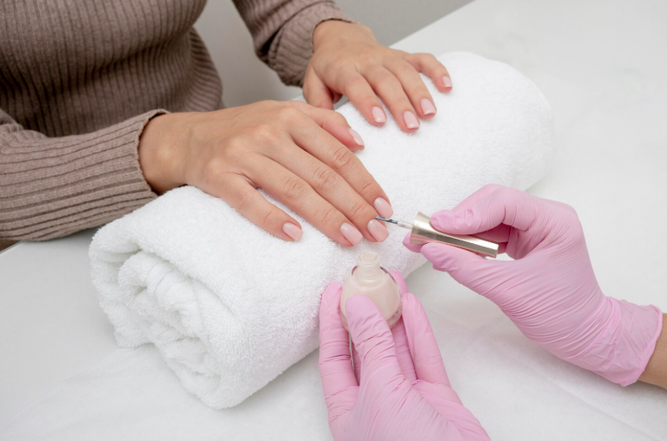 Russian Manicure Dubai